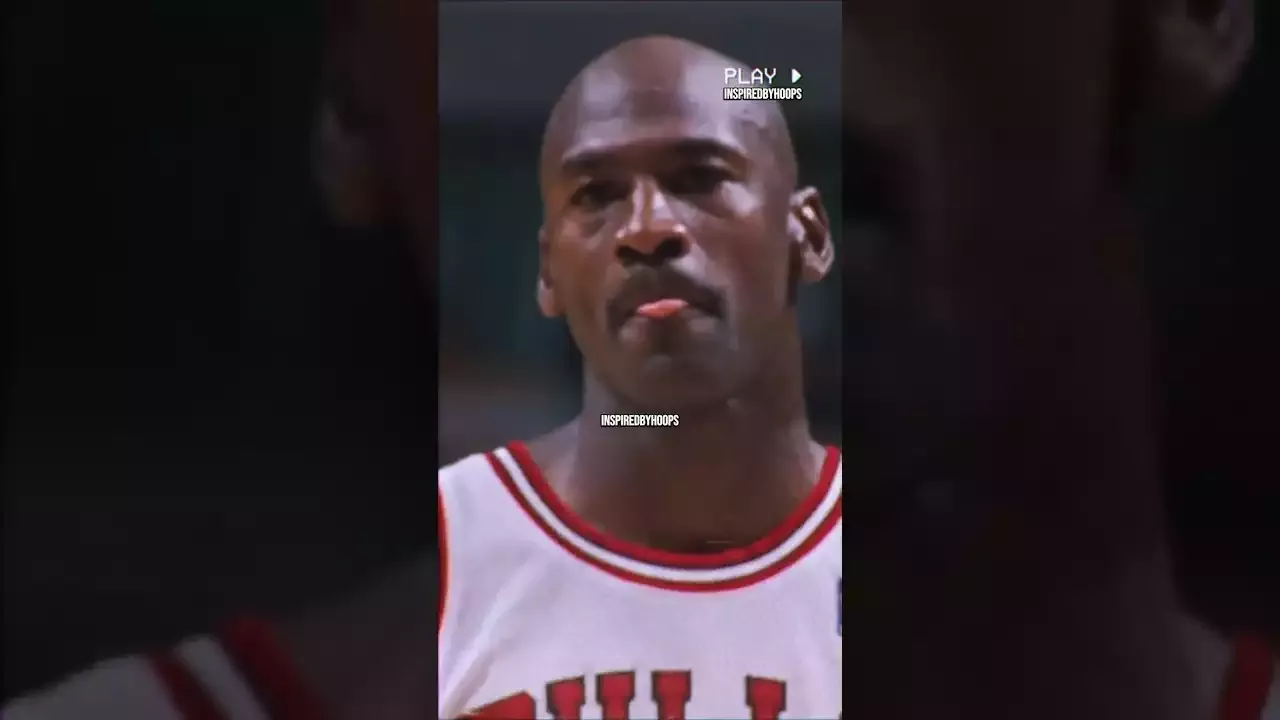 Dunking Through The Decades: מבט אחורה על המורשת האיקונית של שיקגו בולס